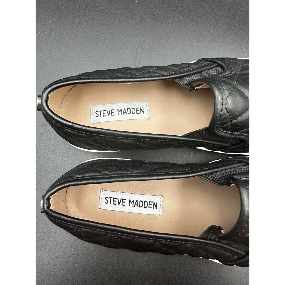 Steve Madden Black Quilted Slip On slim Fit Sneakers Women's Size 9.5M - Picture 2 of 8